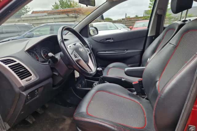 Hyundai i20 (2009) thumbnail 6