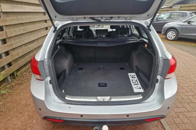 Hyundai i40 (2013) thumbnail 5
