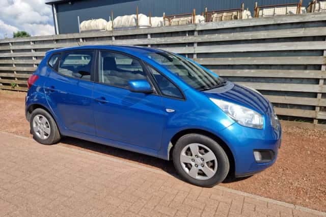 Kia Venga (2010) thumbnail 1