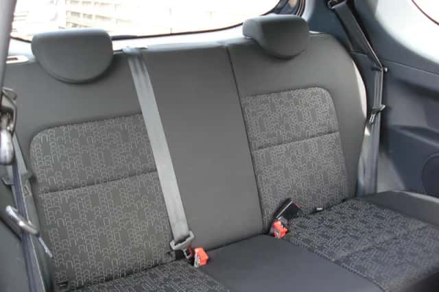 Mitsubishi Colt (2012) thumbnail 4