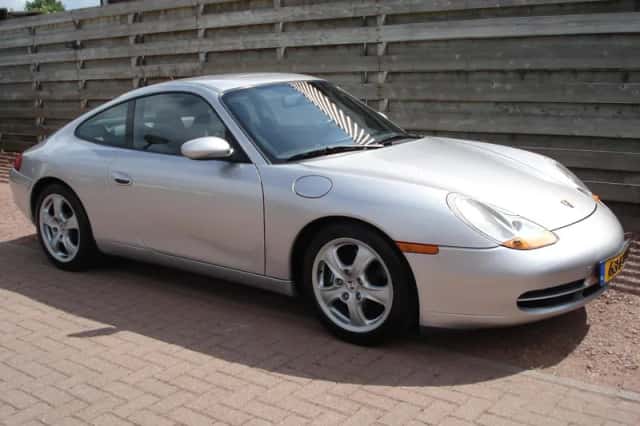 Porsche 911 (1998) thumbnail 1