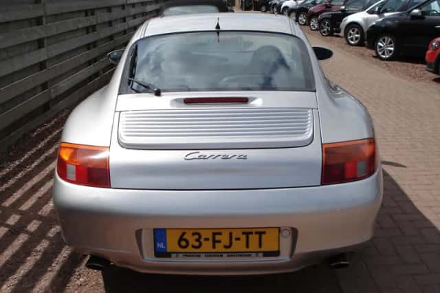 Porsche 911 (1998) thumbnail 5