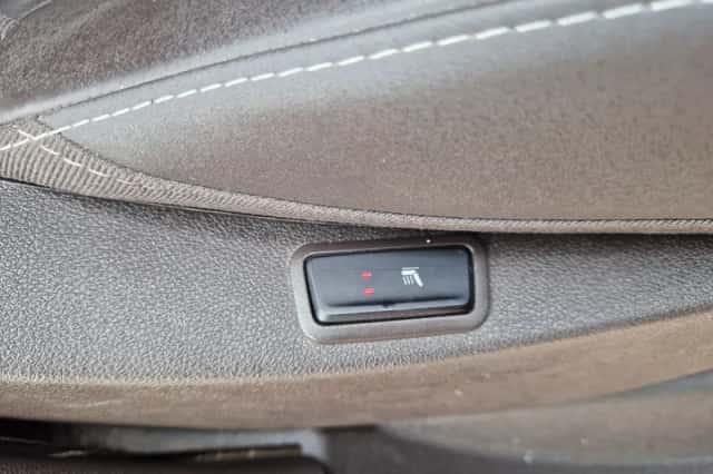 Renault Espace (2016) thumbnail 6