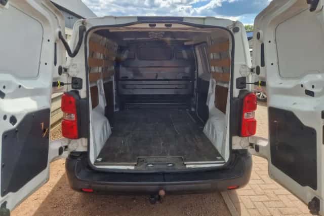 Toyota Proace (2021) thumbnail 5