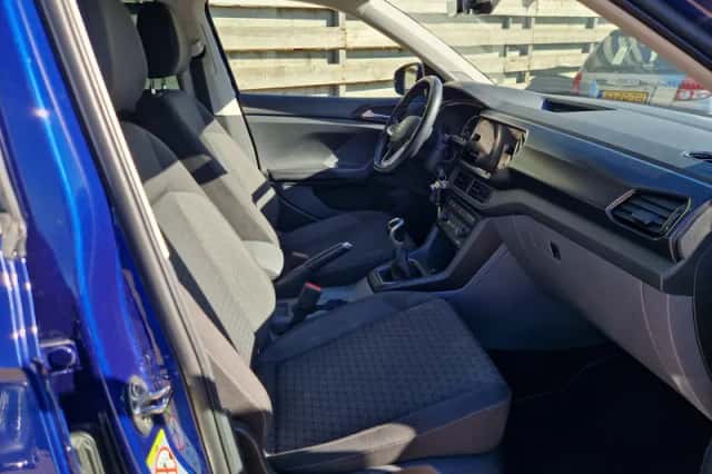 Volkswagen T-Cross (2021) thumbnail 3