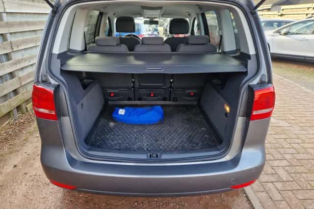 Volkswagen Touran (2013) thumbnail 5