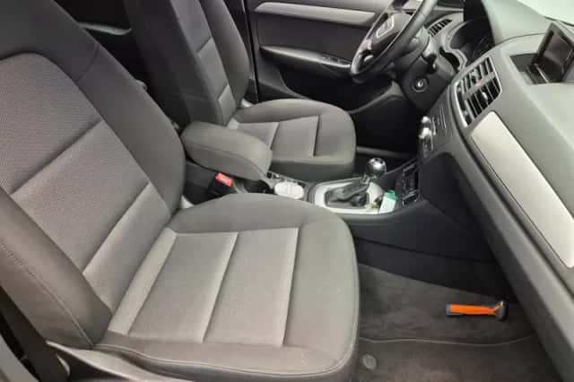 Audi Q3 (2016) thumbnail 6