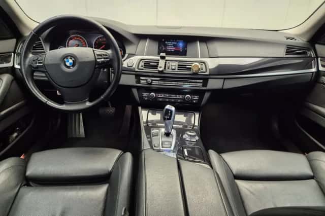 BMW 5-Serie (2015) thumbnail 5