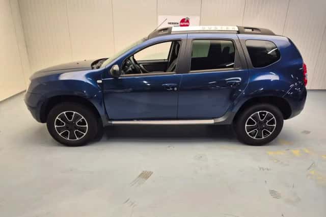 Dacia Duster (2017) thumbnail 3