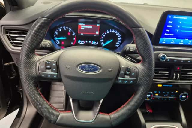 Ford Focus (2020) thumbnail 6