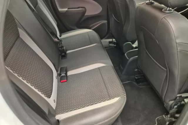 Opel Crossland X (2019) thumbnail 6