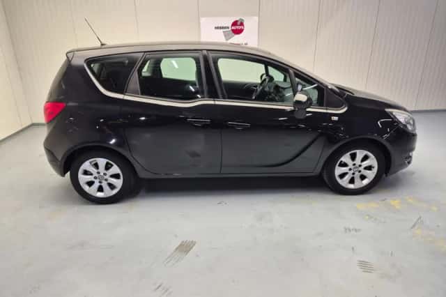 Opel Meriva (2016) thumbnail 2
