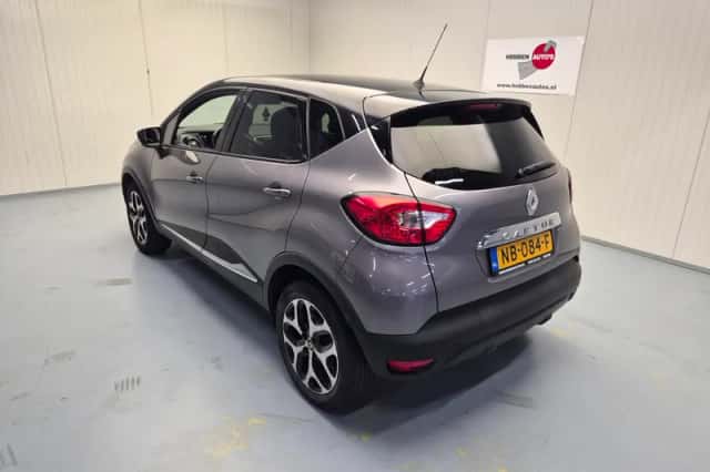 Renault Captur (2017) thumbnail 4