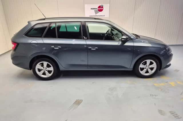 Škoda Fabia (2016) thumbnail 2
