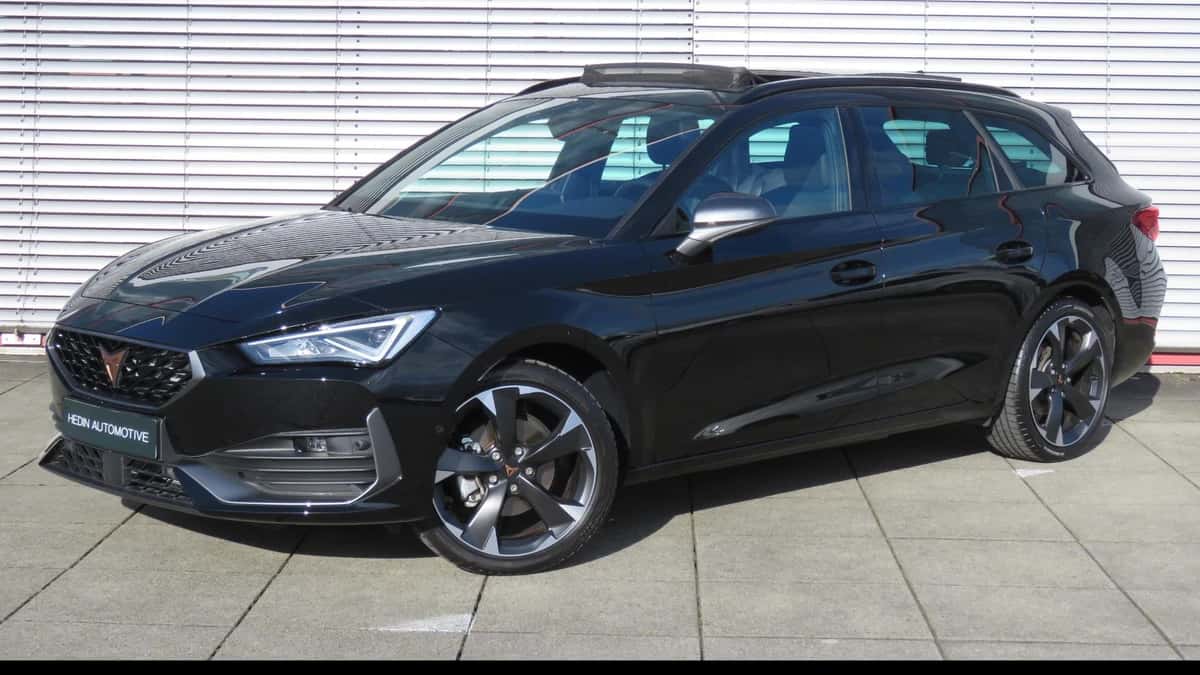 CUPRA Leon Sportstourer (2024) — foto 1