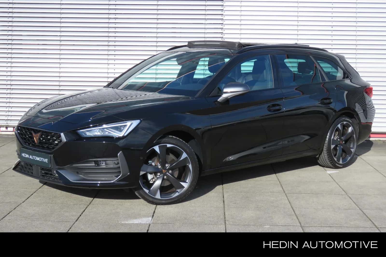 CUPRA Leon Sportstourer (2024) — foto 1