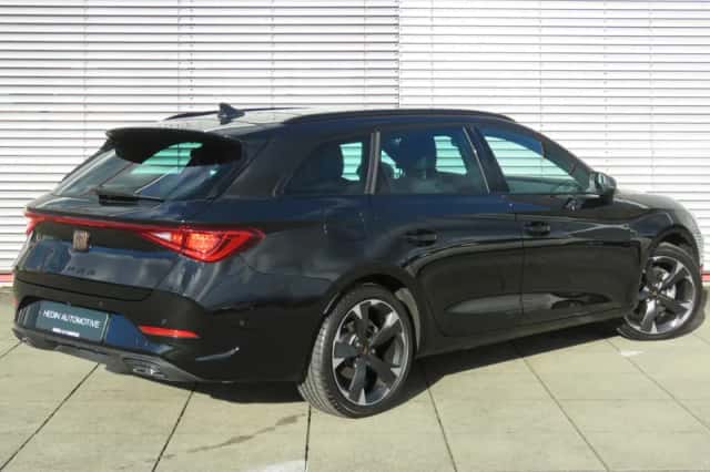 CUPRA Leon Sportstourer (2024) thumbnail 2
