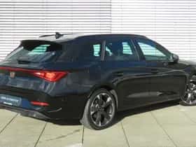 CUPRA Leon Sportstourer (2024) thumbnail 2