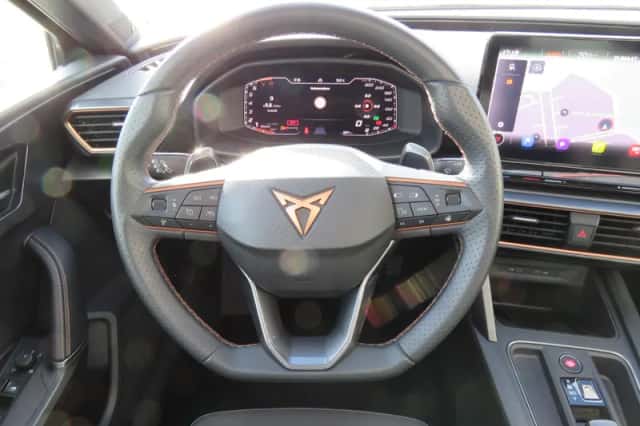 CUPRA Leon Sportstourer (2024) thumbnail 9