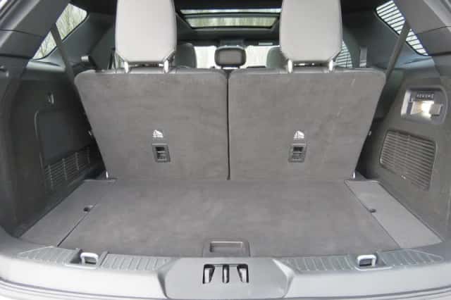 Ford Explorer (2022) thumbnail 11
