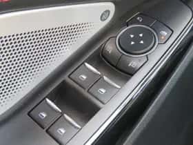 Ford Explorer (2022) thumbnail 23