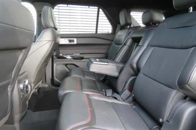 Ford Explorer (2022) thumbnail 10