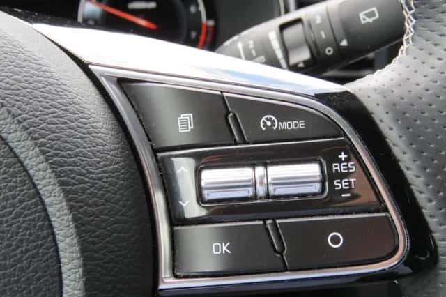 Kia Proceed (2021) thumbnail 15
