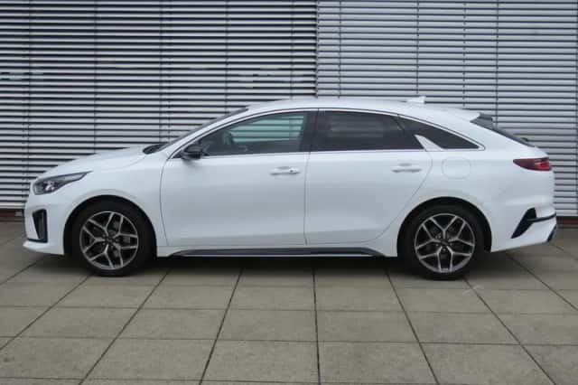 Kia Proceed (2021) thumbnail 5