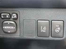 Toyota RAV4 (2019) thumbnail 17
