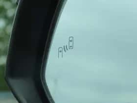 Toyota RAV4 (2019) thumbnail 30