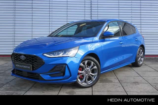 Ford Focus (2023) thumbnail 1
