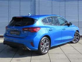 Ford Focus (2023) thumbnail 2