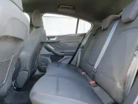 Ford Focus (2023) thumbnail 11