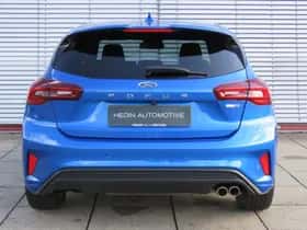 Ford Focus (2023) thumbnail 6