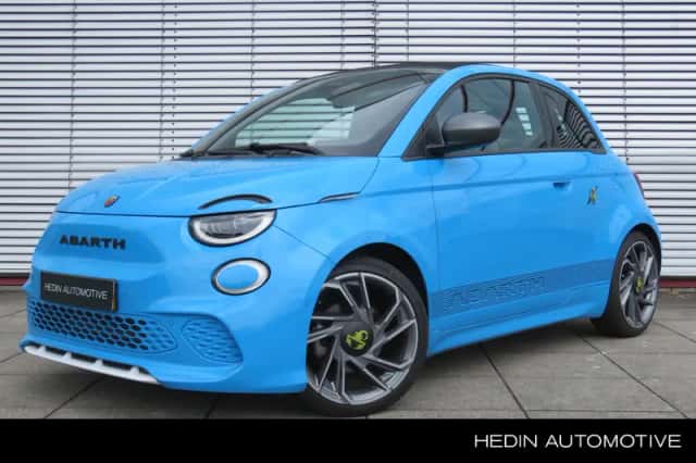 Abarth 500e (2024) thumbnail 1