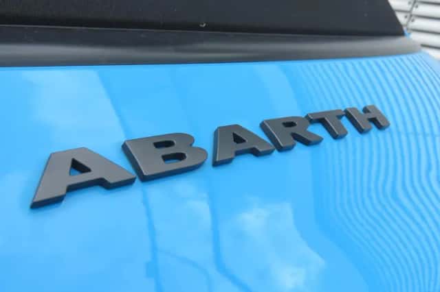 Abarth 500e (2024) thumbnail 24