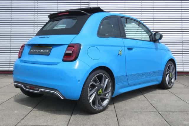 Abarth 500e (2024) thumbnail 10