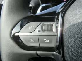 Peugeot 2008 (2025) thumbnail 16