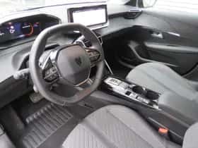 Peugeot 208 (2025) thumbnail 8