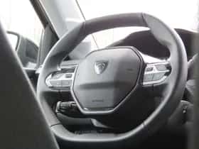 Peugeot 208 (2025) thumbnail 10