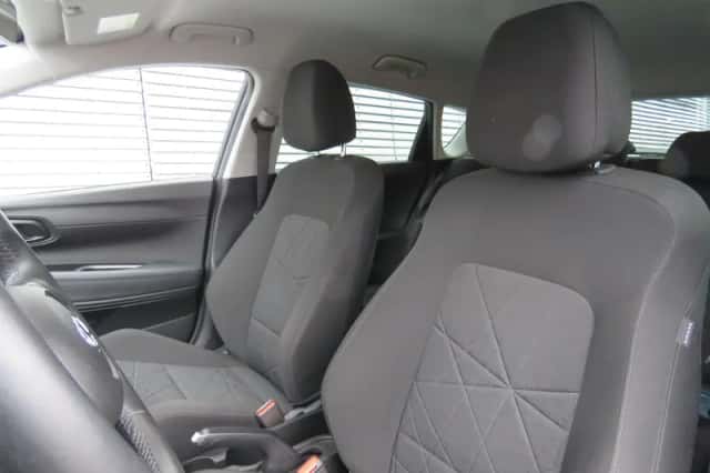 Hyundai Bayon (2022) thumbnail 9