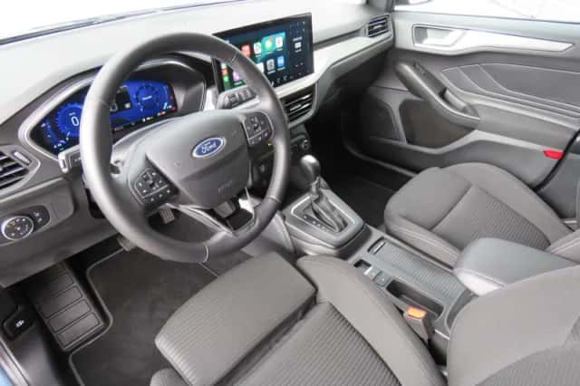 Ford Focus (2023) thumbnail 9