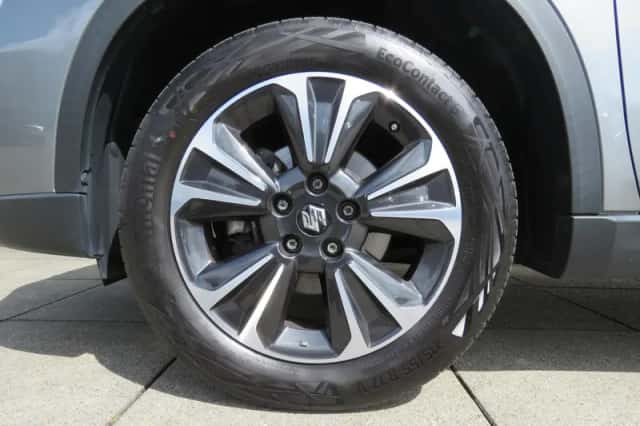 Suzuki Vitara (2019) thumbnail 4