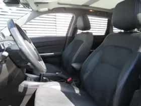 Suzuki Vitara (2019) thumbnail 10