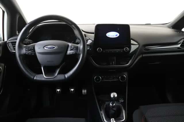 Ford Fiesta (2018) thumbnail 3