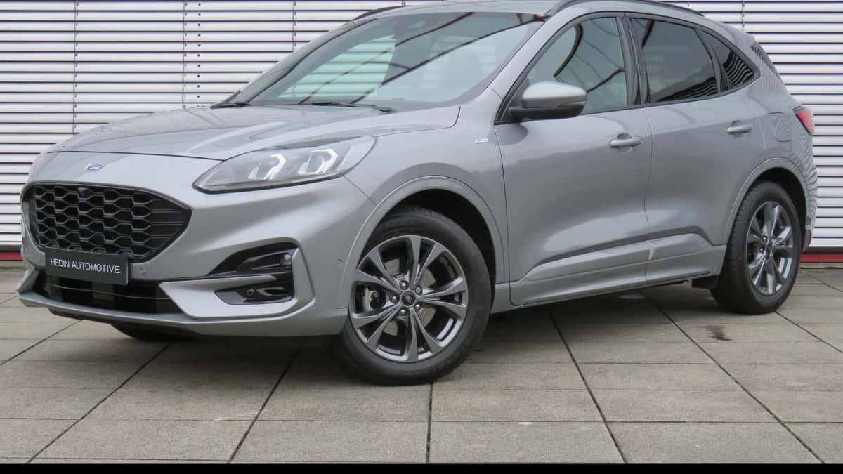 Ford Kuga (2021) — foto 1