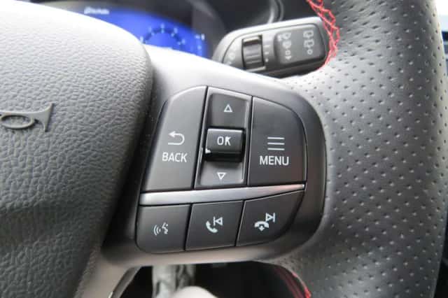 Ford Kuga (2021) thumbnail 13