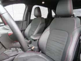 Ford Kuga (2021) thumbnail 9
