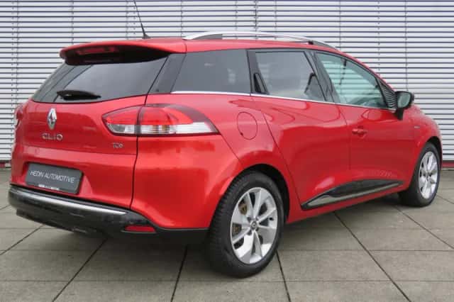 Renault Clio (2017) thumbnail 2
