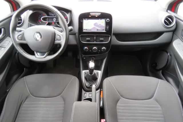 Renault Clio (2017) thumbnail 3